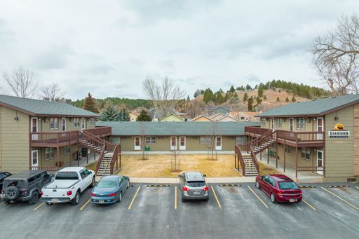 2 BEDROOM | 1 BATH | MAIN LEVEL APARTMENT | FURNISHED | UTILITIES INCLUDED – photo 1