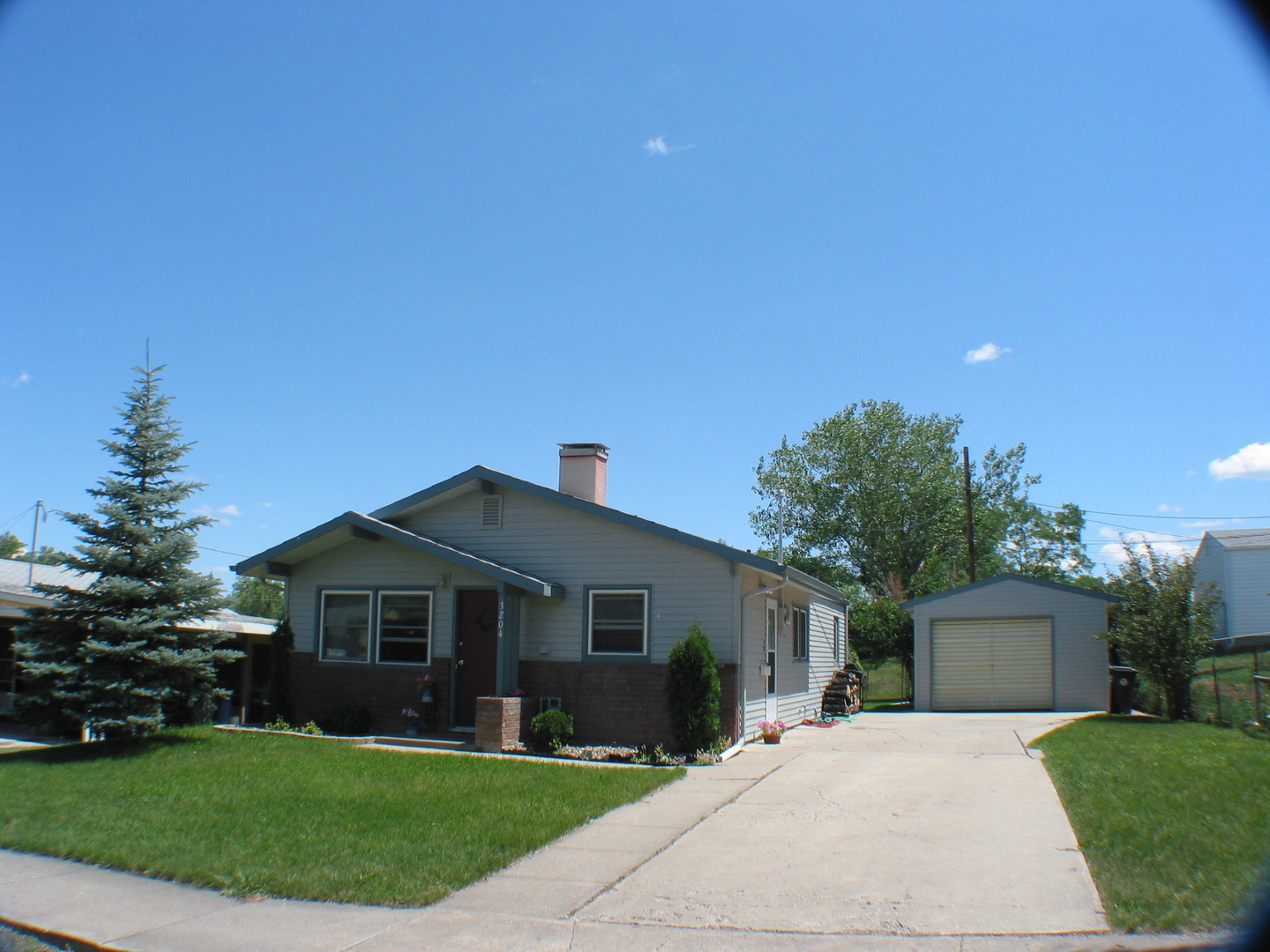 Rapid City House: 3204 Oak Ave