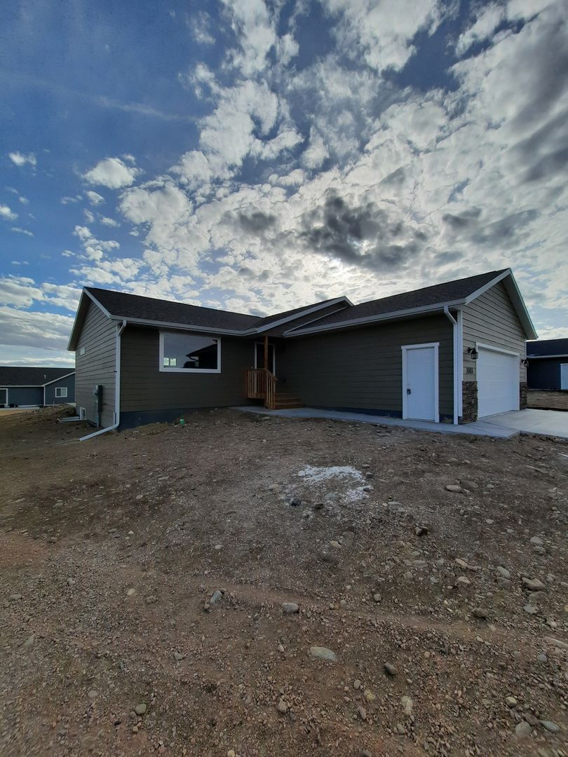Rapid City House: 3103 Jessup Ln