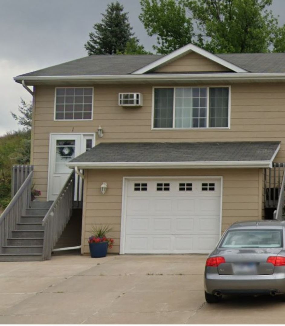 Rapid City Apartment: 3624 Park Dr