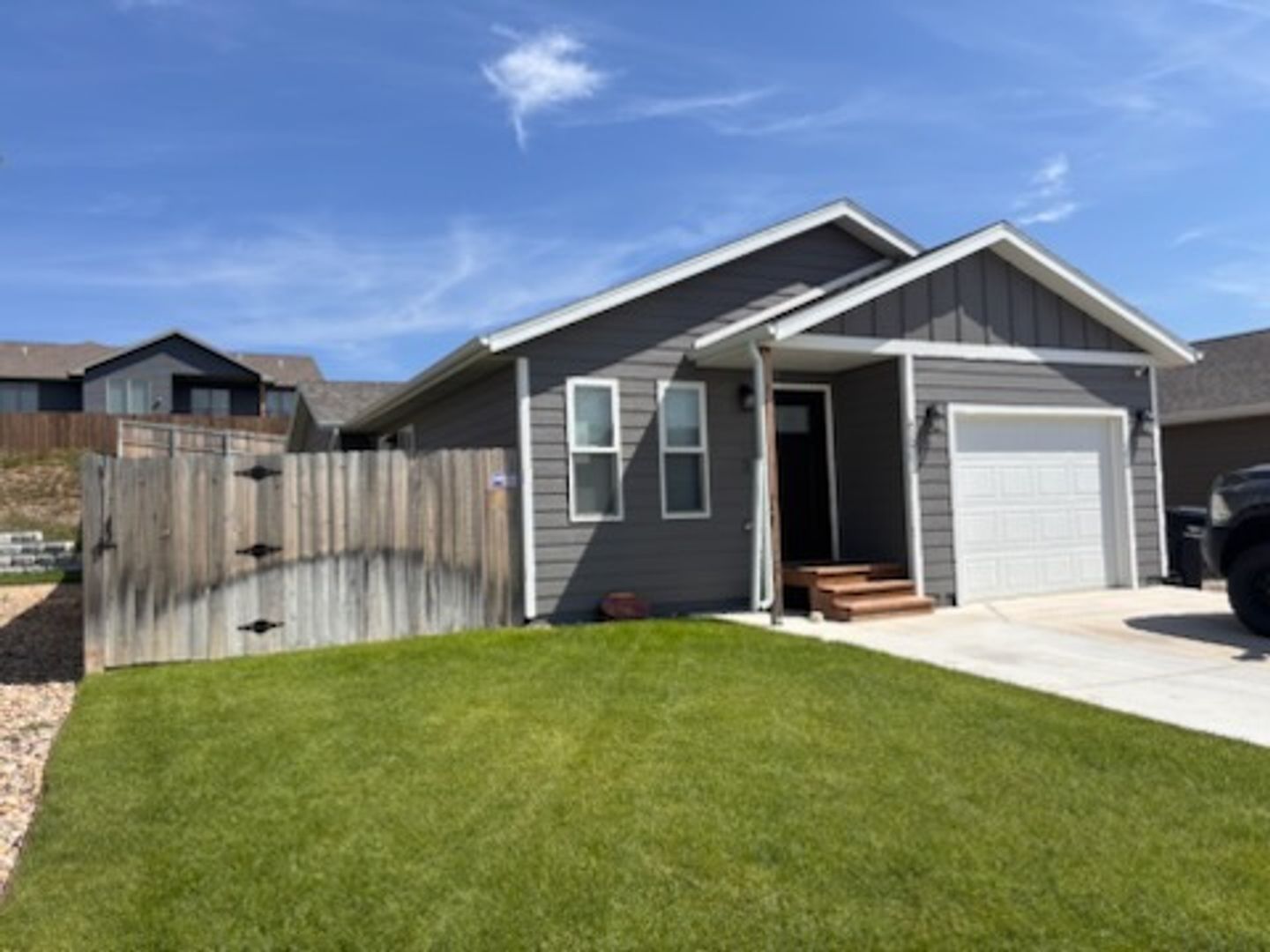 Rapid City House: 420 Diamond Ridge Blvd