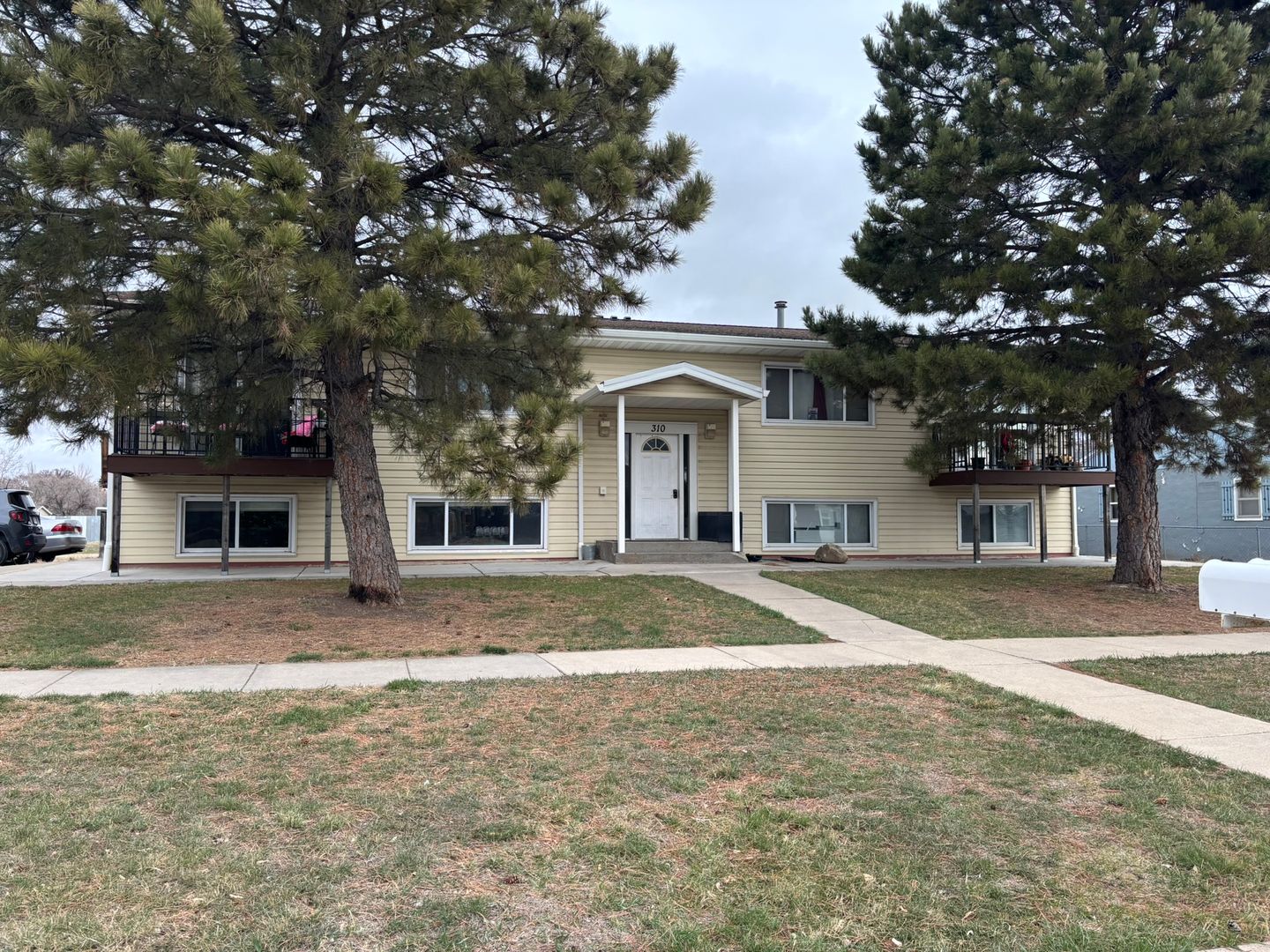 Rapid City Apartment: 310 E Madison St.