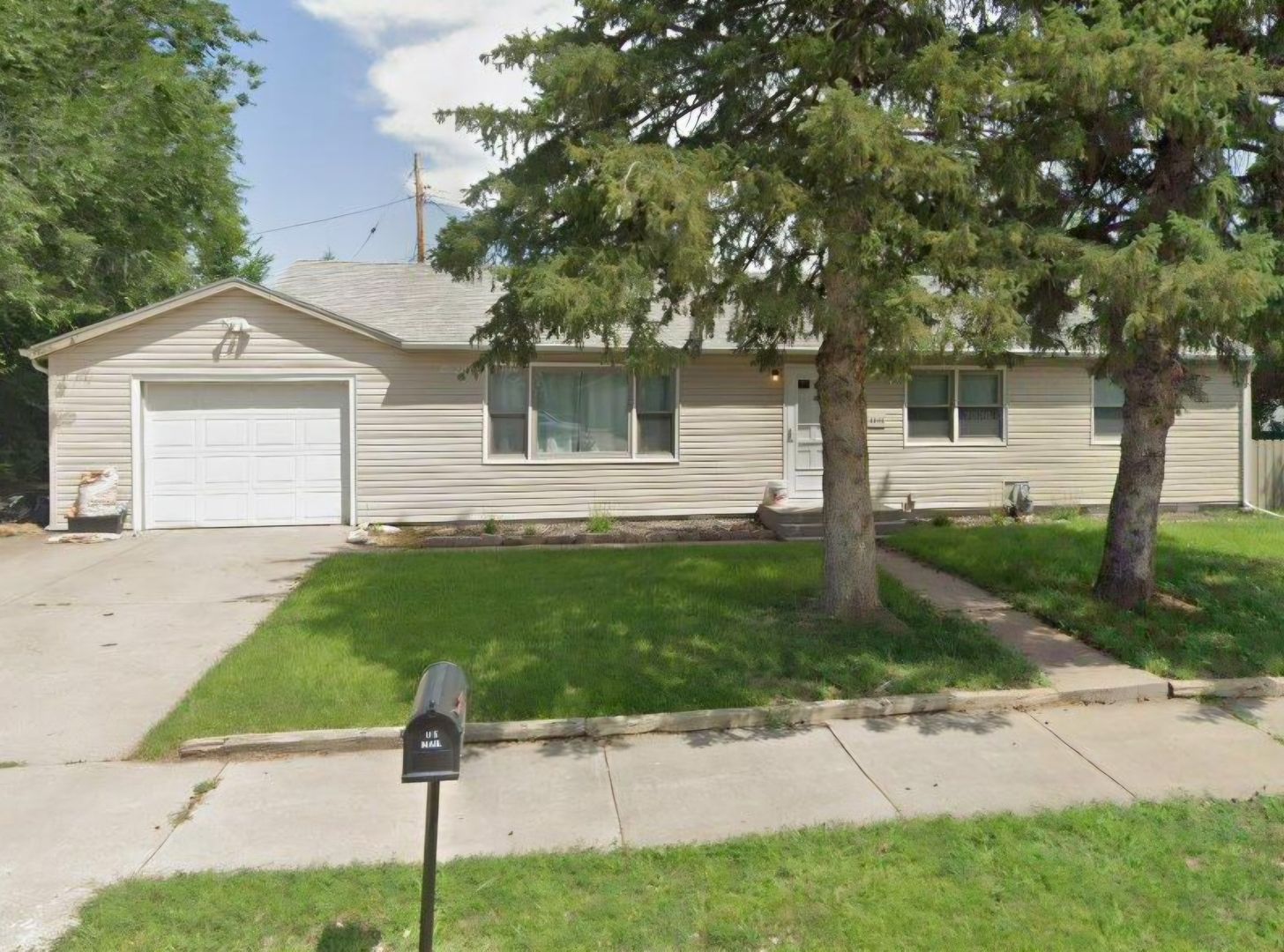 Rapid City House: 4444 Seeaire St