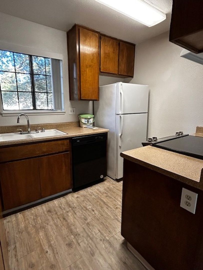 Stockton Apartment: 5858 Morgan Place