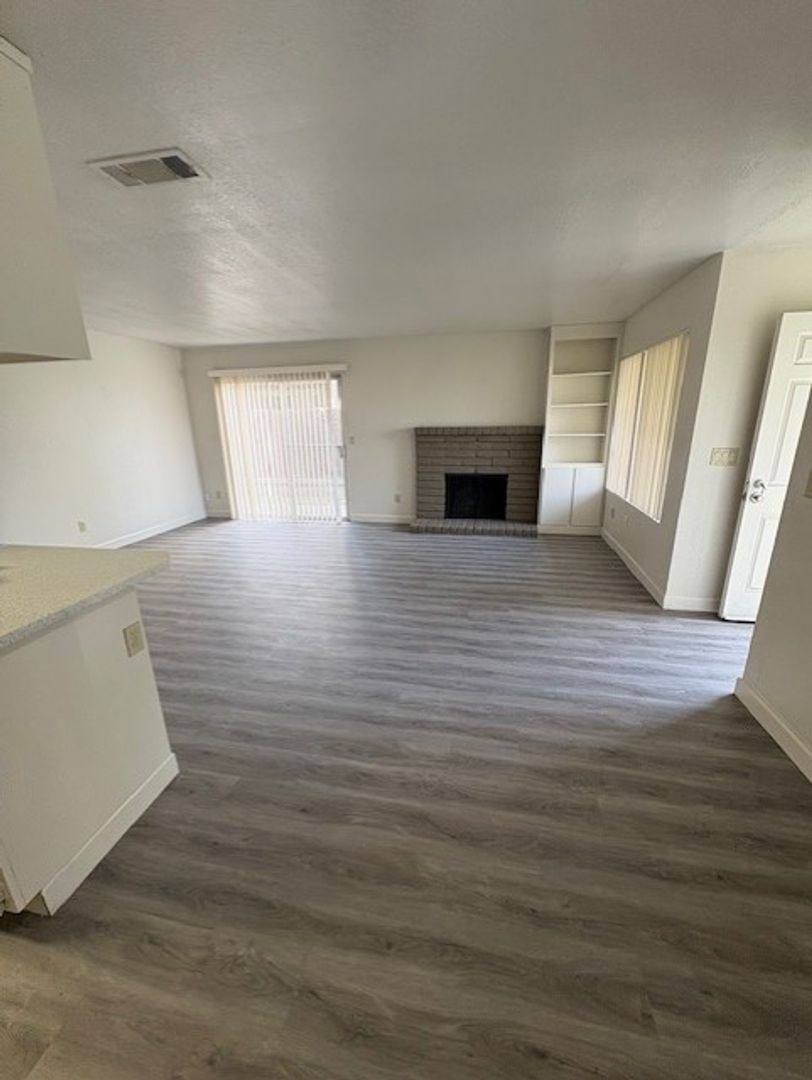 Stockton Apartment: 2660 Grand Canal