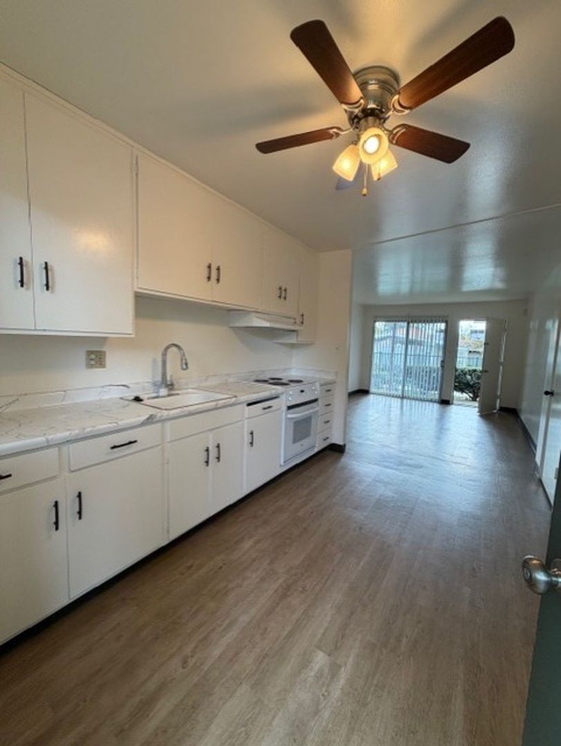 Vacaville Apartment: 800-900 El Camino Avenue
