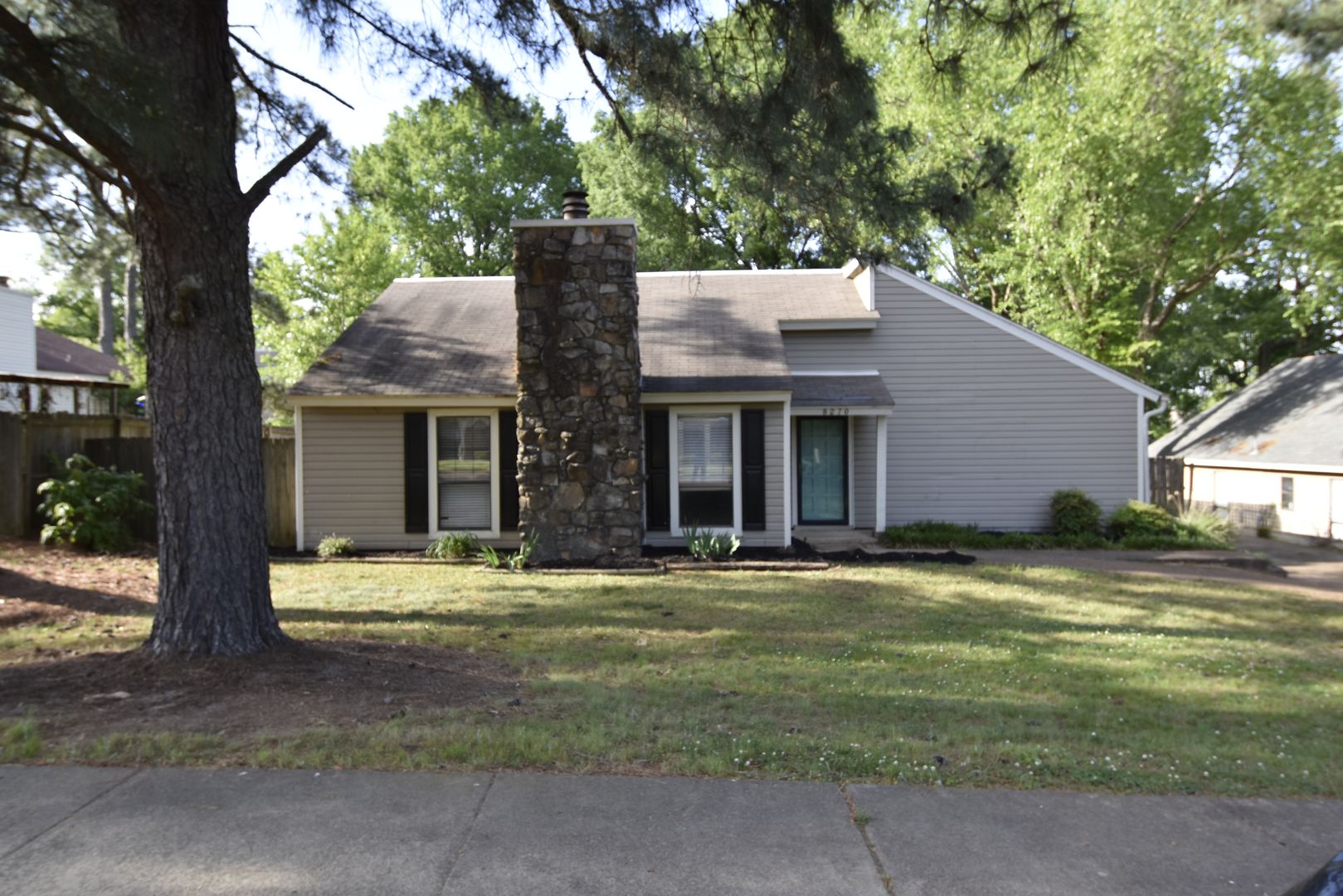 Cordova House: 8270 Glen Rock Cv,