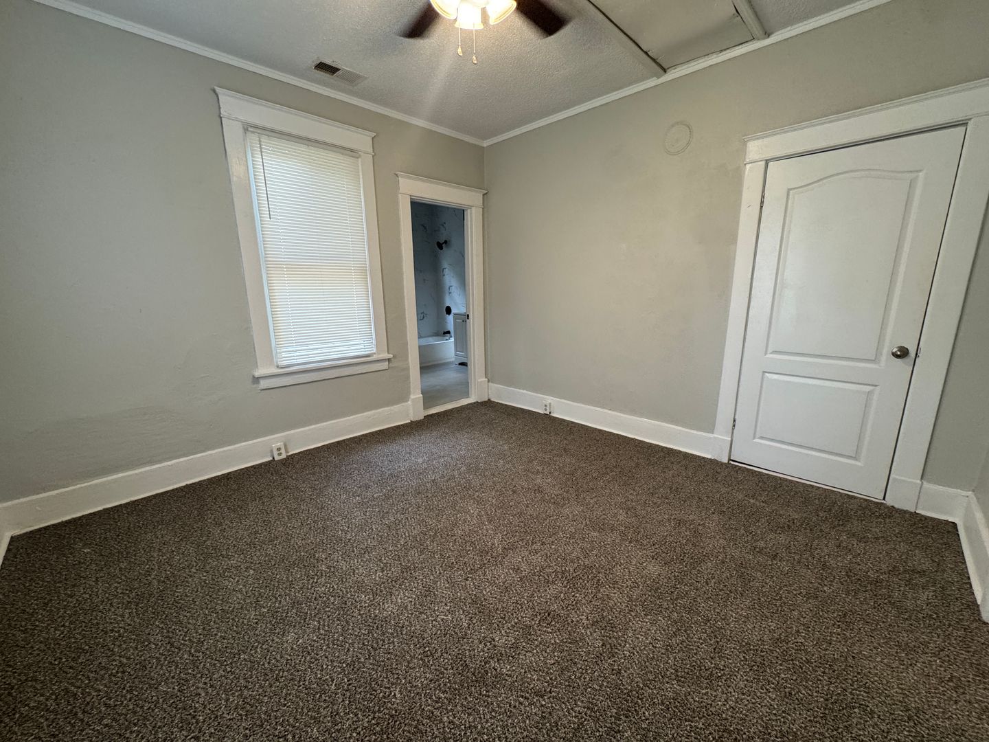 554 Bon Air Street 4 of 8