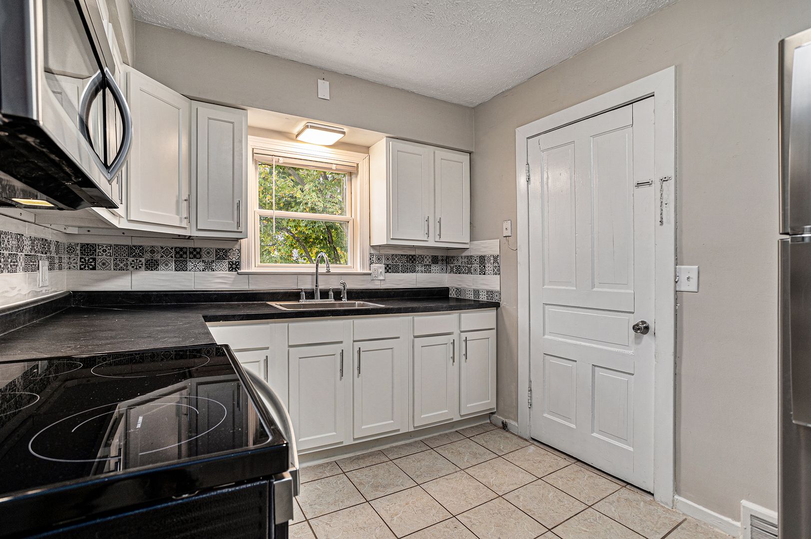 Kalamazoo Apartment: 1701 South Park Street