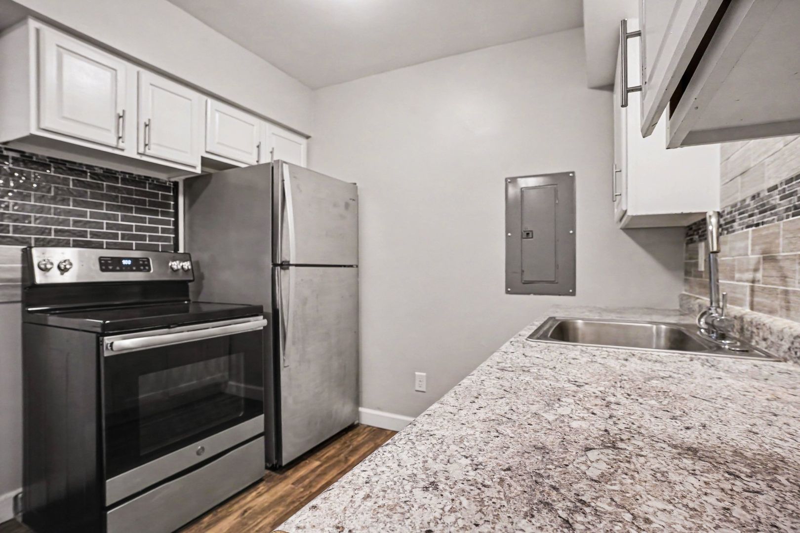 Kalamazoo Apartment: 444 Garland Street