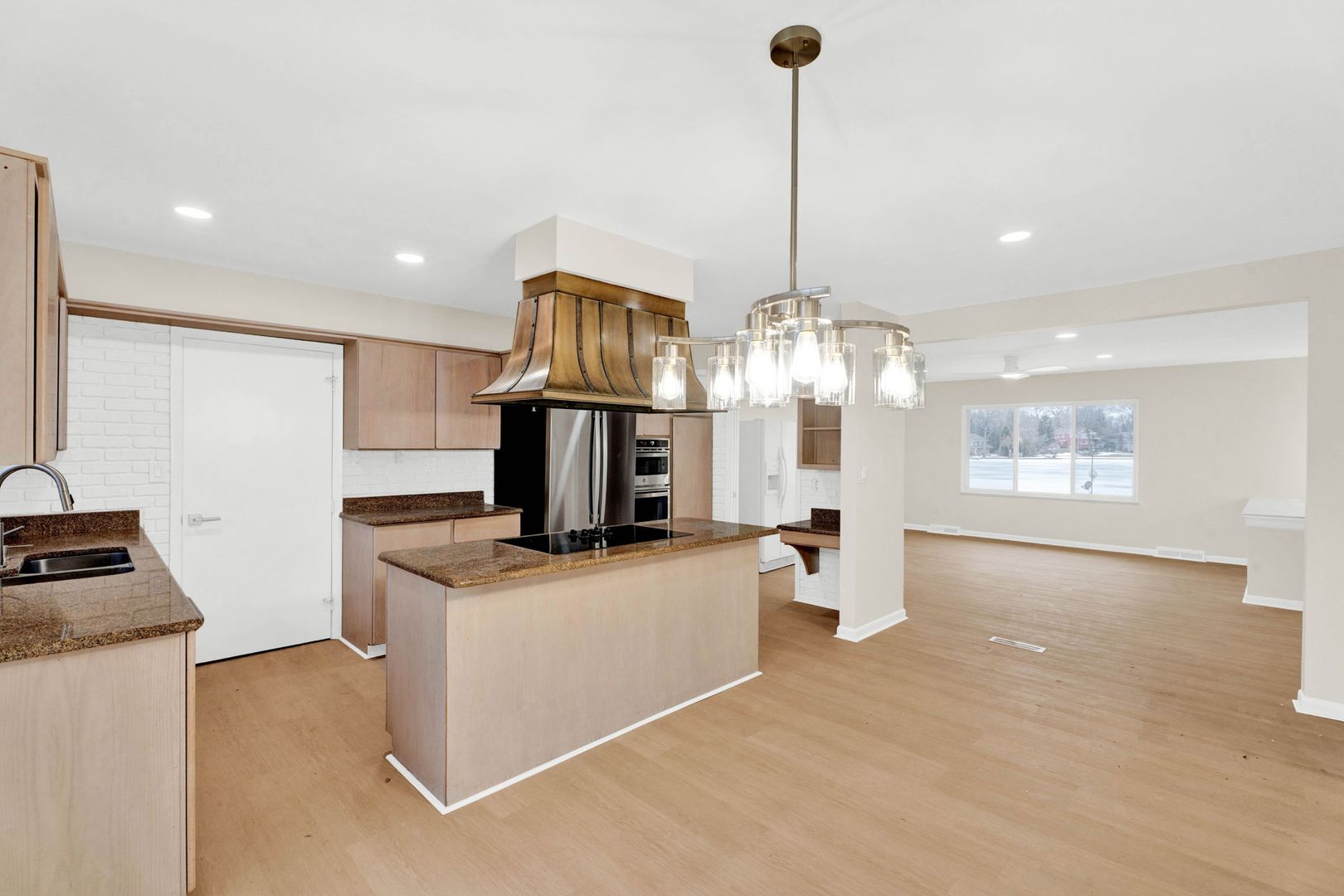 915 JAMES LLC 14 of 35