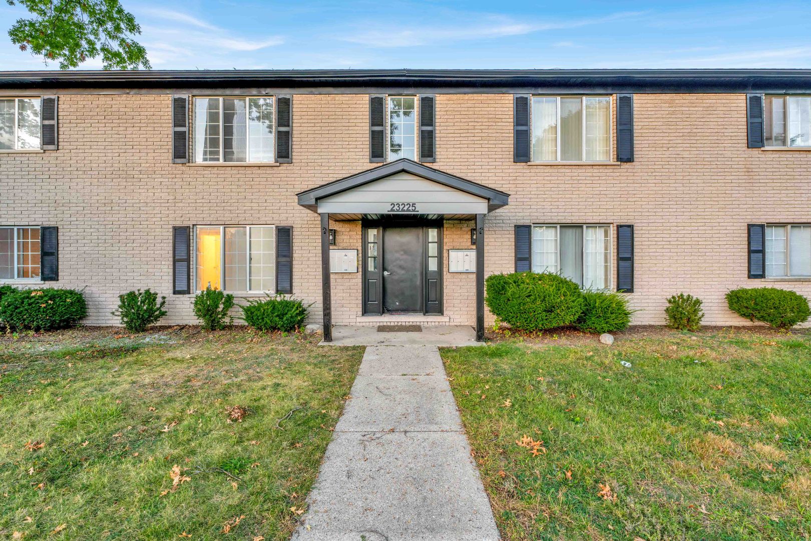 23225 CLINTON INVESTMENT, LLC 7 of 12