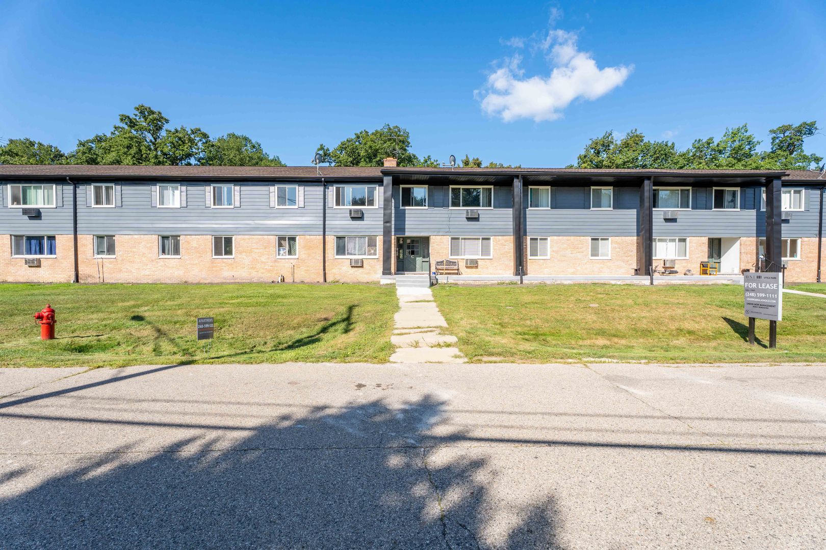 UTICA Apartment: 45631 HARRY ST.