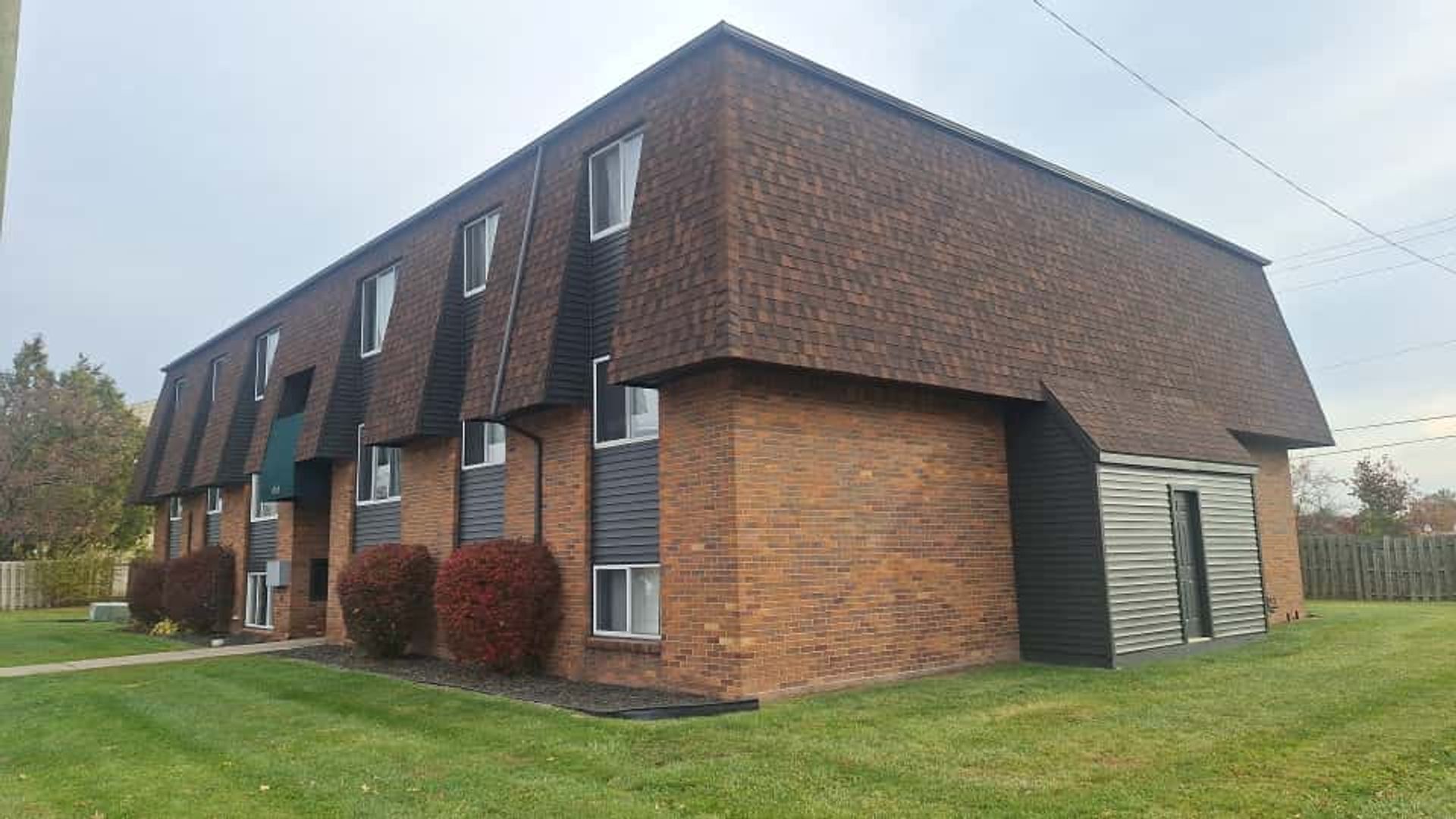 MONROE Apartment: 620 JOHN ANDERSON CT.