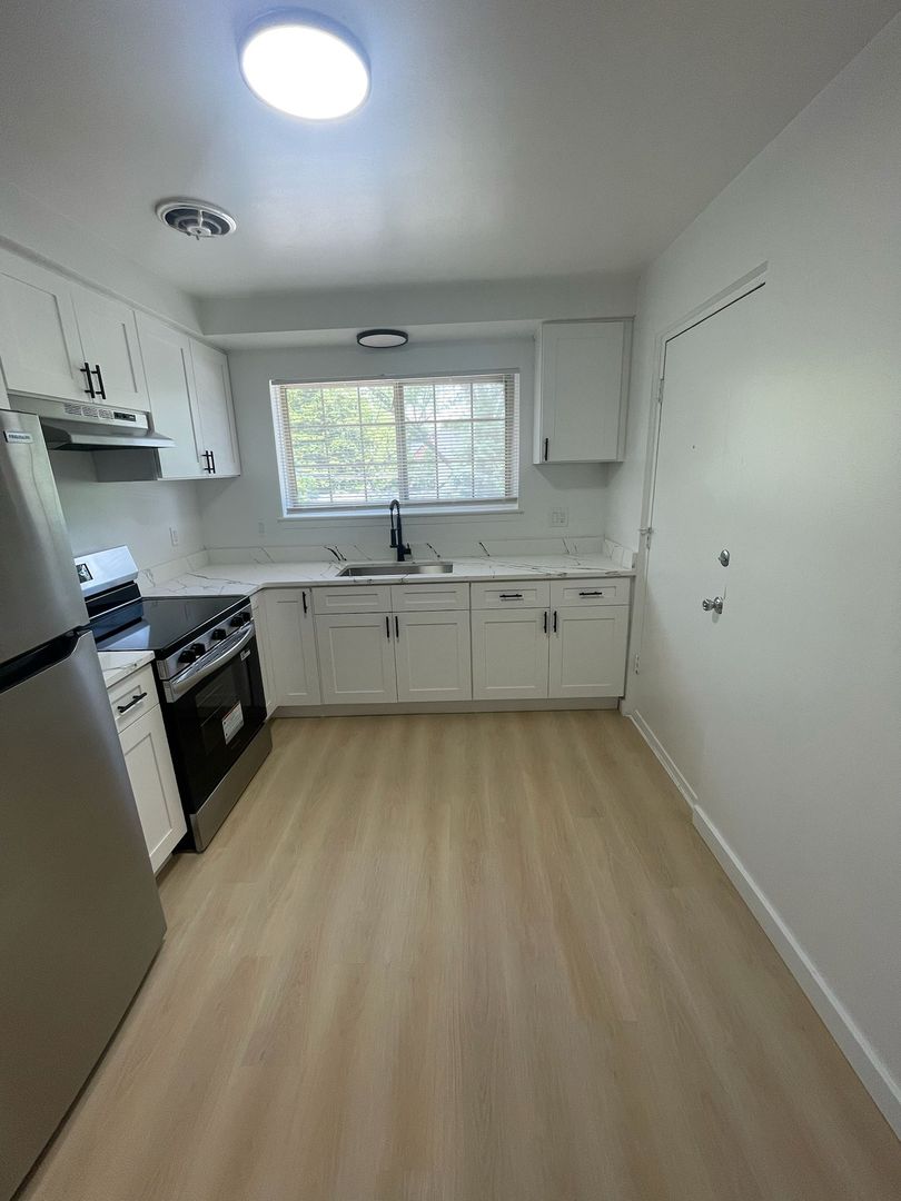 2101 BIRMINGHAM GROUP LLC 5 of 12