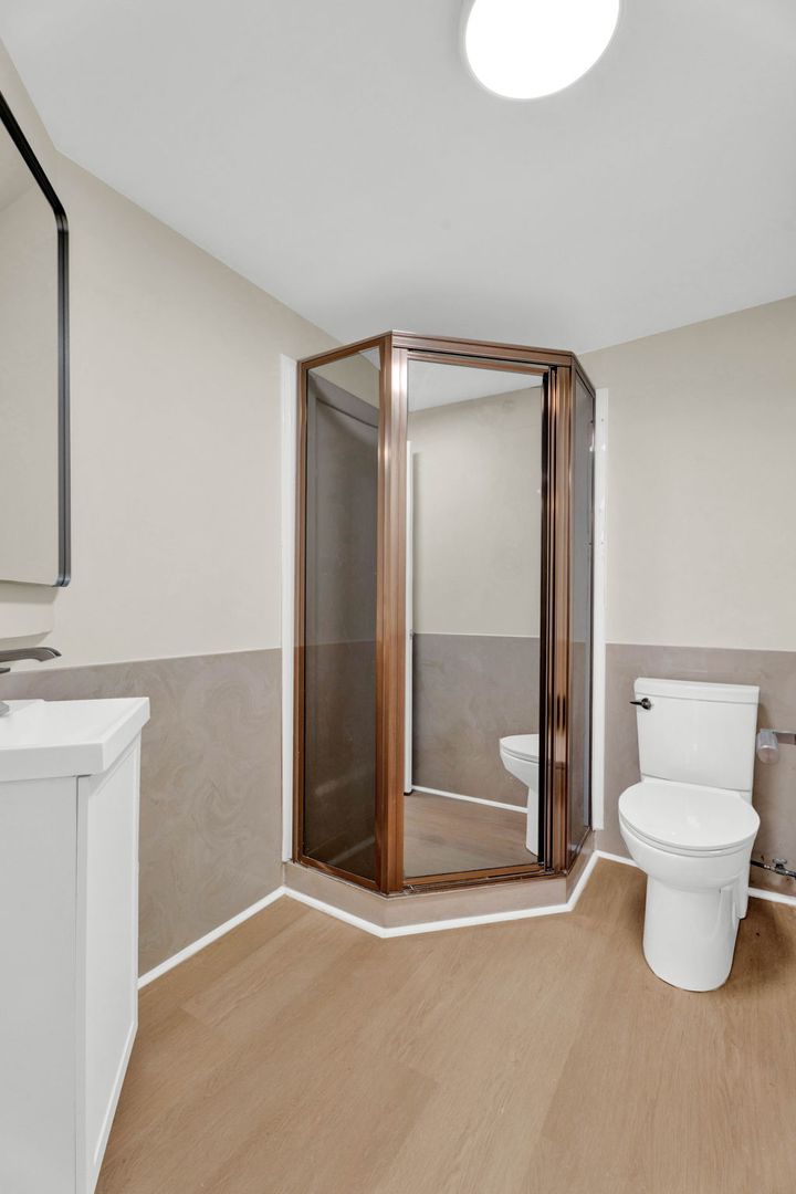 915 JAMES LLC 24 of 35