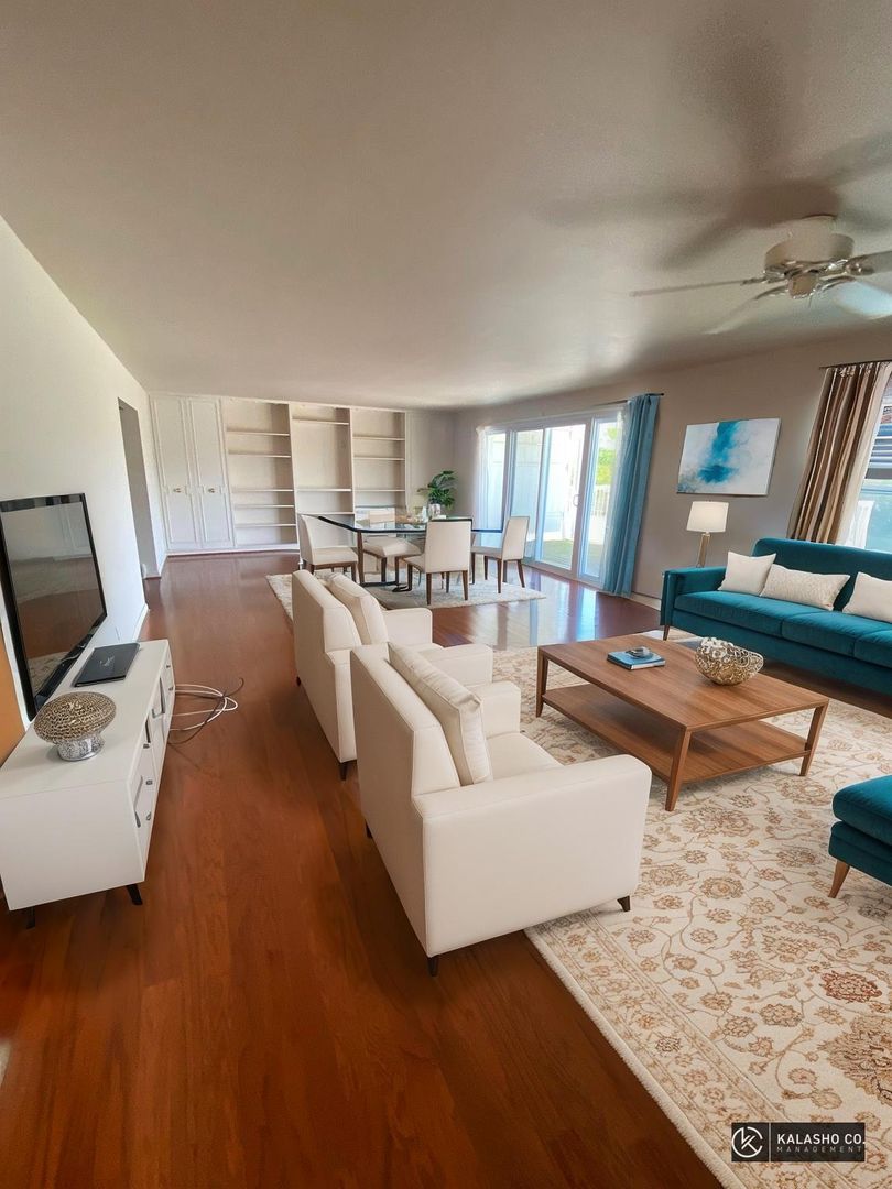 GRAND BLANC Apartment: 5313 - 5325 TERRITORIAL RD