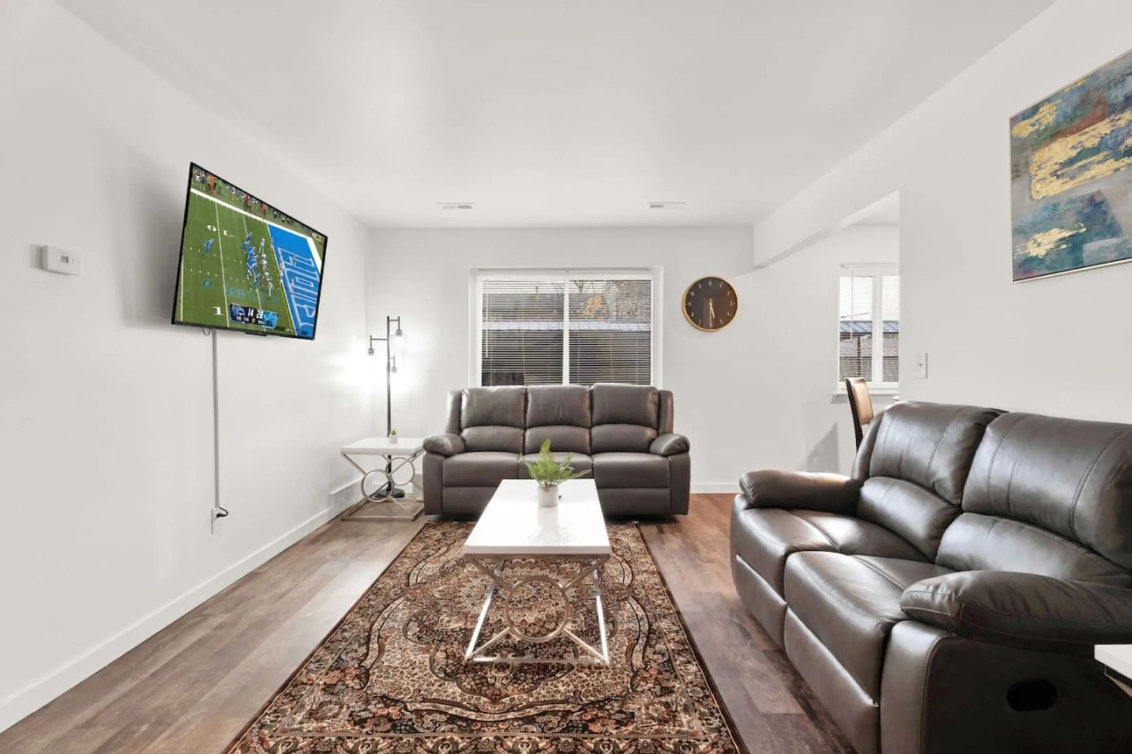 FARMINGTON HILLS Apartment: 23210 MIDDLEBELT RD