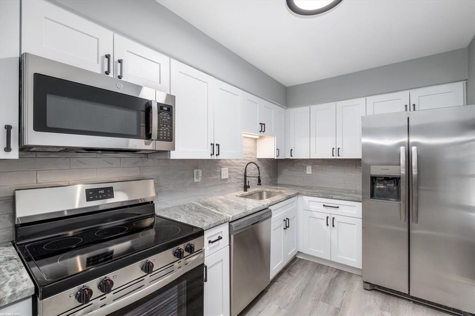 FARMINGTON HILLS Condo: 30535 WEST 14 MILE ROAD