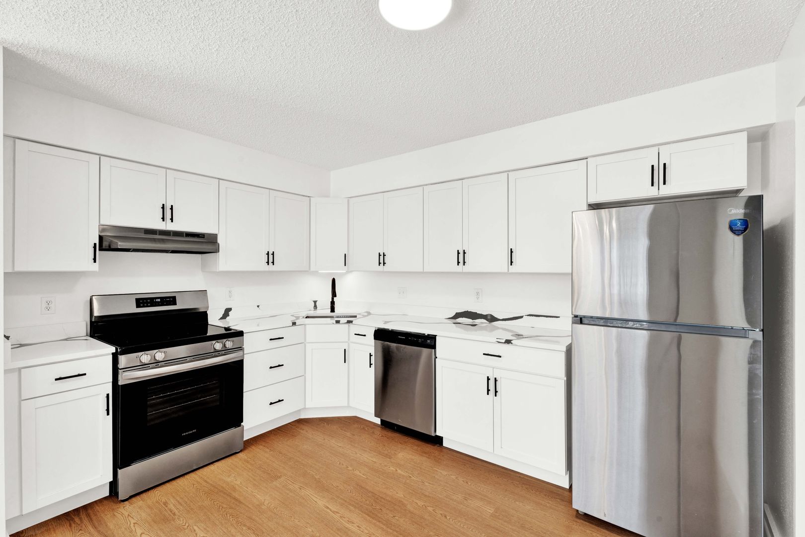 MONROE Apartment: 927 N MACOMB ST