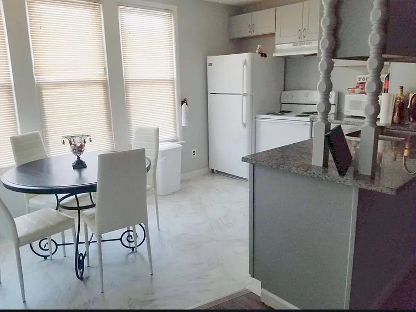 HAMTRAMCK Apartment: 9731 JOSEPH CAMPAU STREET