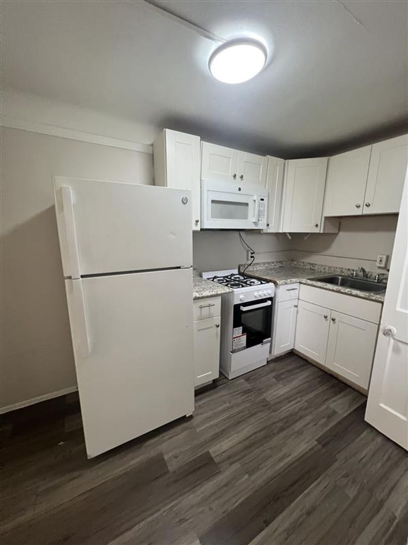 8587 WHITE LAKE GROUP, LLC 7 of 12