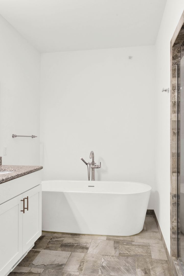 IRONGATE RESIDENCES, LLC 22 of 45