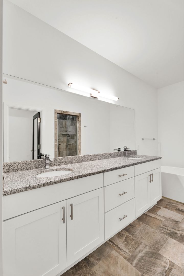 IRONGATE RESIDENCES, LLC 21 of 45