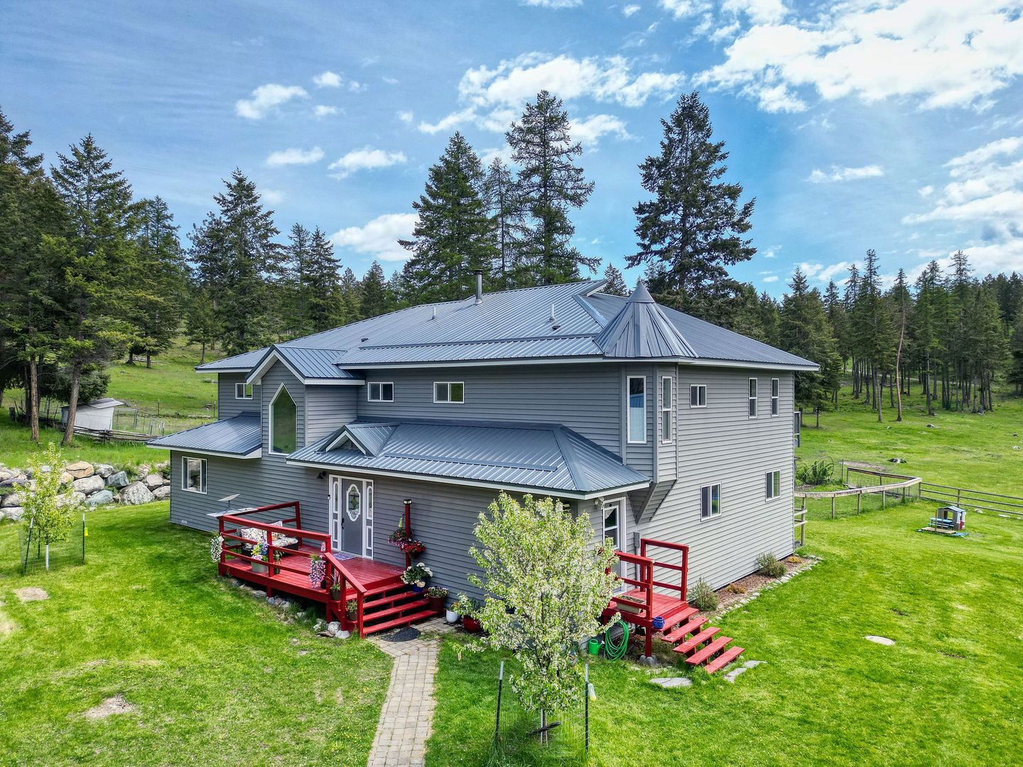 Somers House: 405 Buffalo Trl
