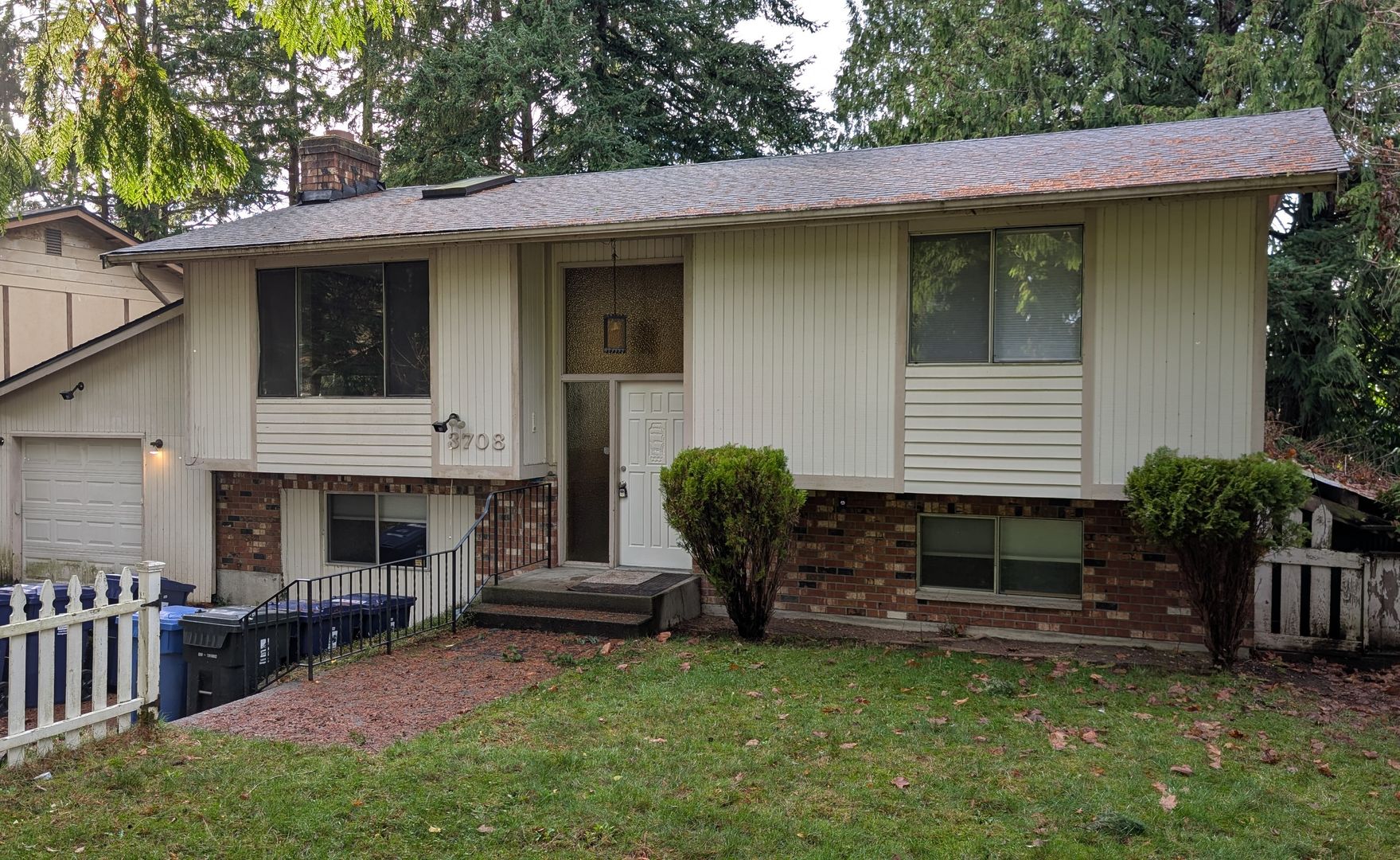 Tacoma House: 3708 N. Shirley St. - Chen-3708