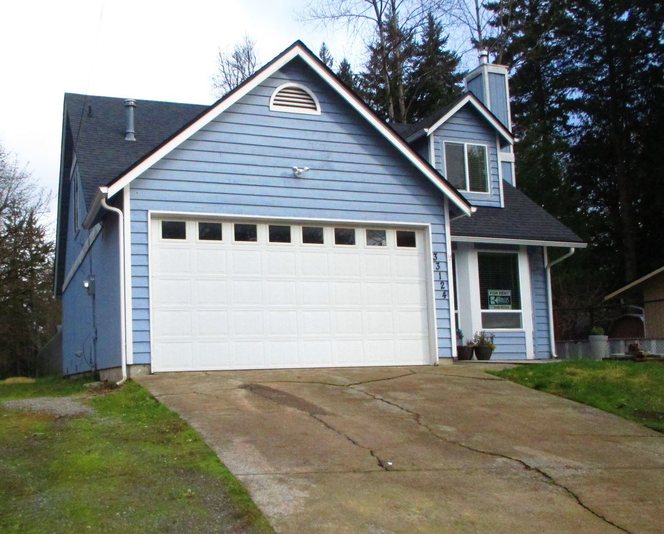 Auburn House: 33124 East Lake Holm Dr SE