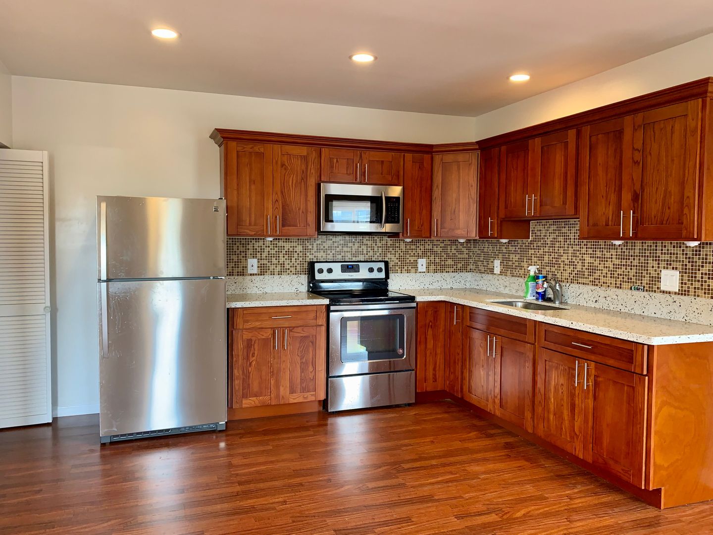 Aiea Apartment: 99-050 A Nalopaka Place