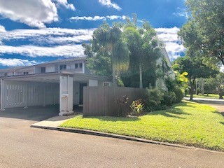 Mililani Townhome: 95-601 Kipapa Drive #301