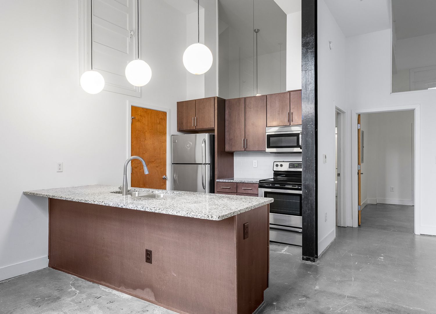 Richmond Apartment: 1313 Hull St.