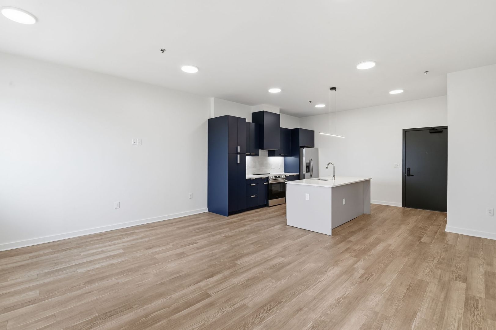 Richmond Apartment: 501 Orleans Street