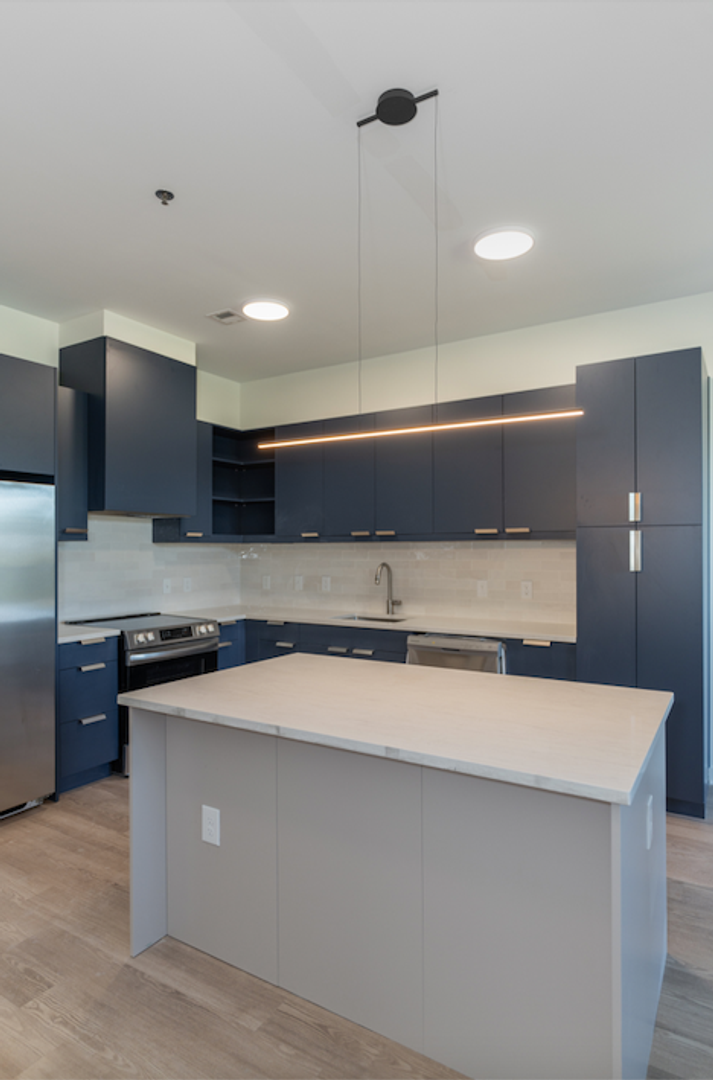 Richmond Apartment: 501 Orleans Street