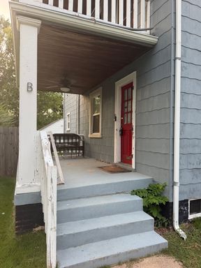 Charming 2-Bedroom Apartment in Highland Park – photo 1