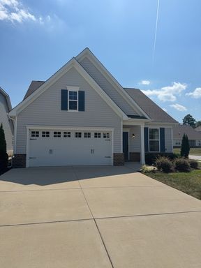 Beautiful 3-Bedroom Home in Chester – photo 1