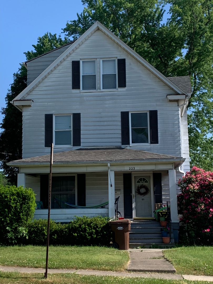 Greenville Apartment: 223 East Ave