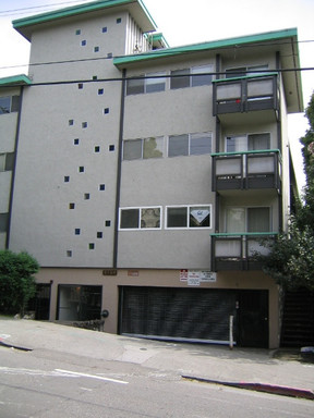 This 2-BDR apartment corner unit offers a view – photo 1