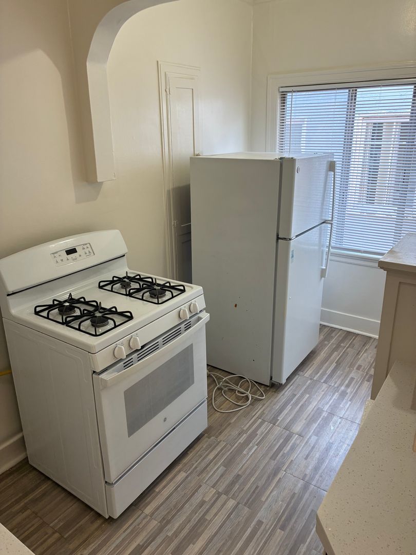 Berkeley Apartment: 1806 Walnut Street  - #8