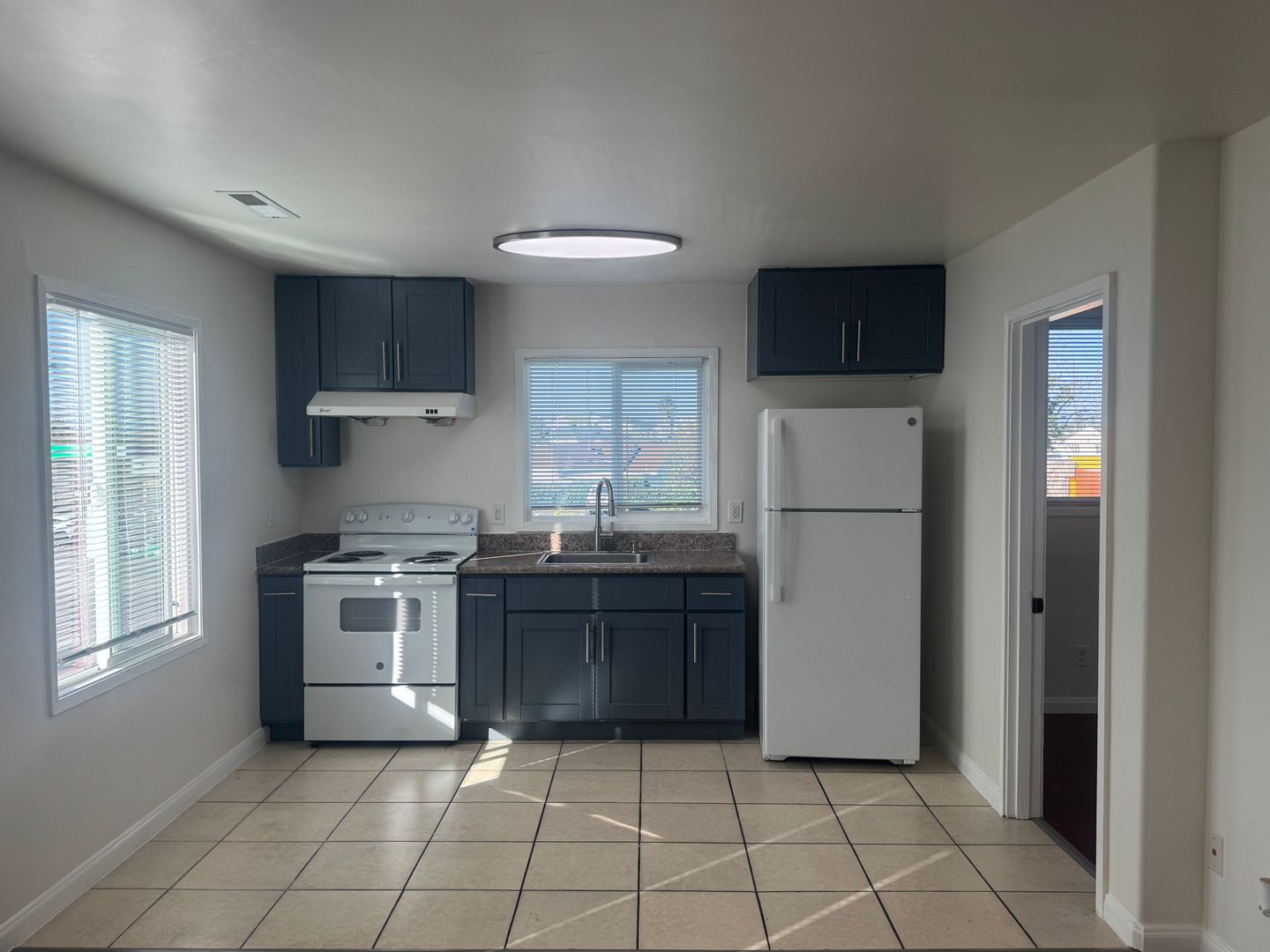 Richmond Apartment: 12450 San Pablo Ave #A