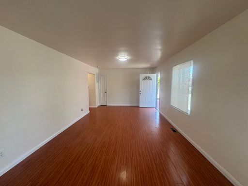 Newly Renovated 2 Bedroom, on San Pablo Ave, in East Richmond Area *Close to El Cerrito del Norte BART* – photo 1