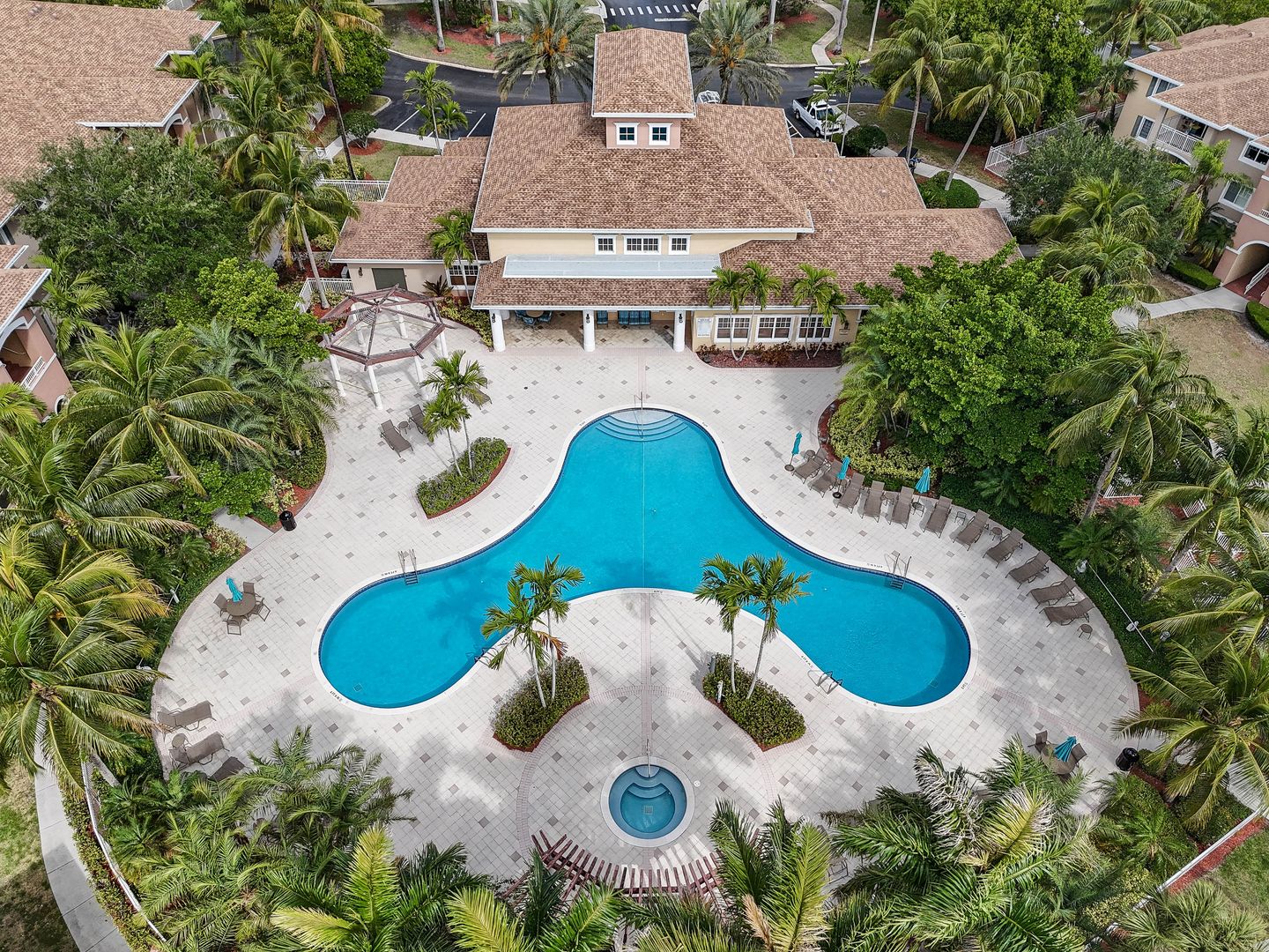 West Palm Beach House: 6556 Emerald Dunes Drive