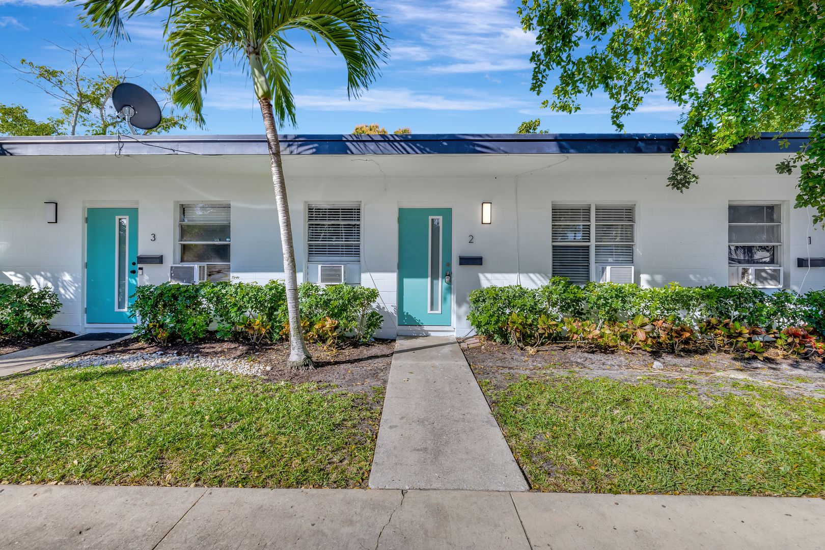 West Palm Beach Apartment: 428 Roseland Dr