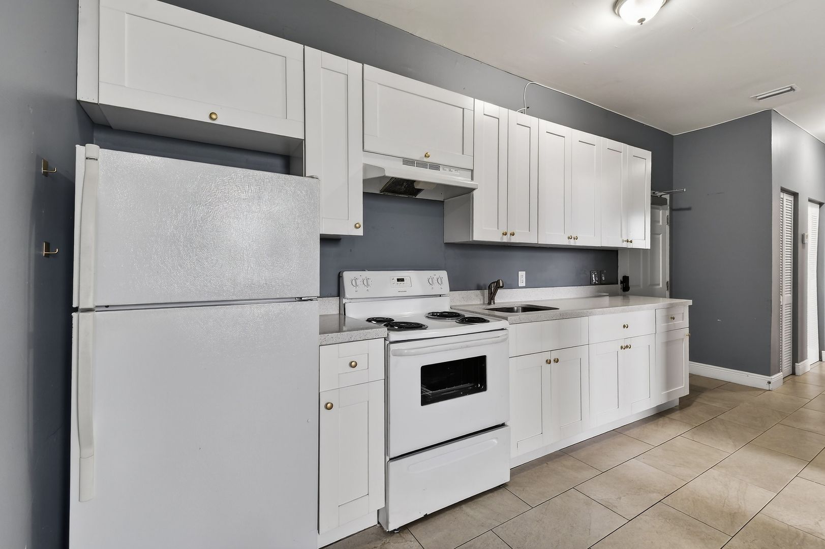 West Palm Beach Apartment: 1401 Division Avenue