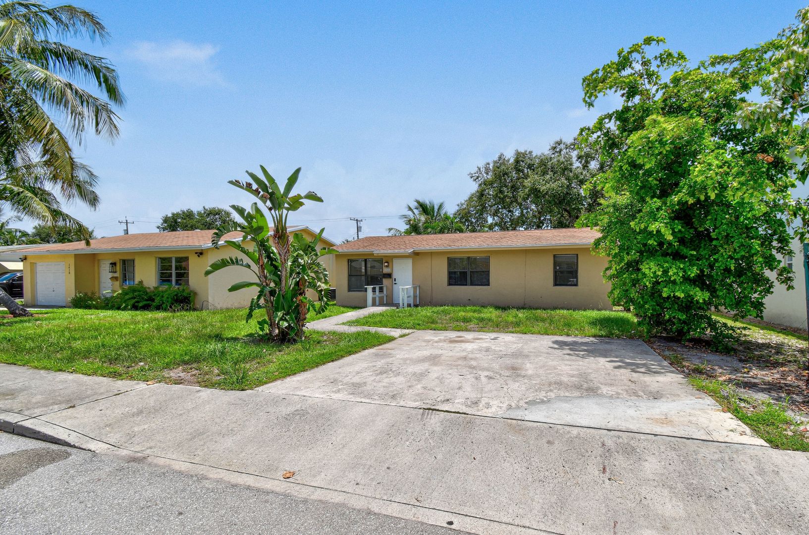 Lake Worth House: 1422 S N St