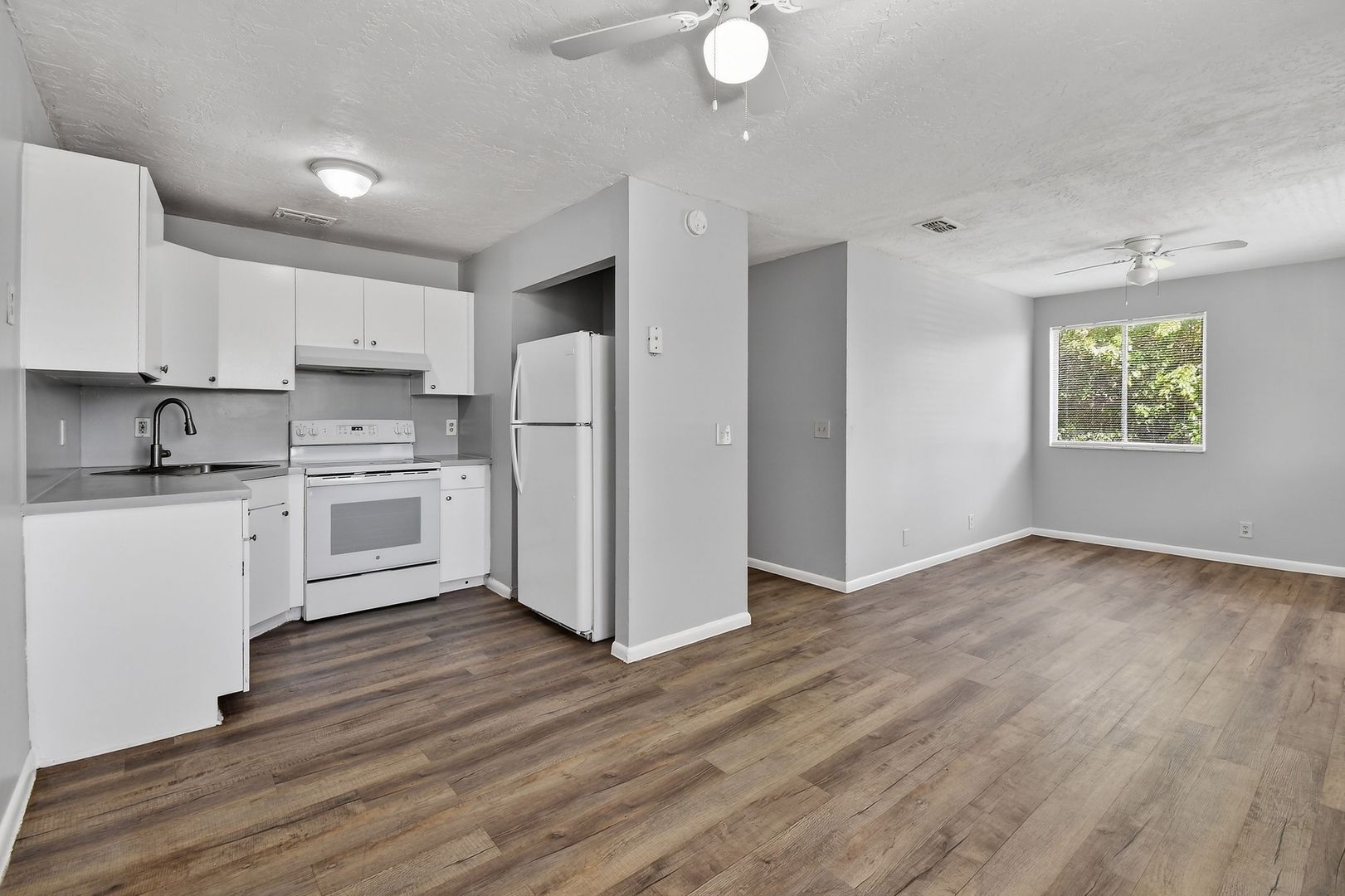 West Palm Beach Apartment: 529 14th St