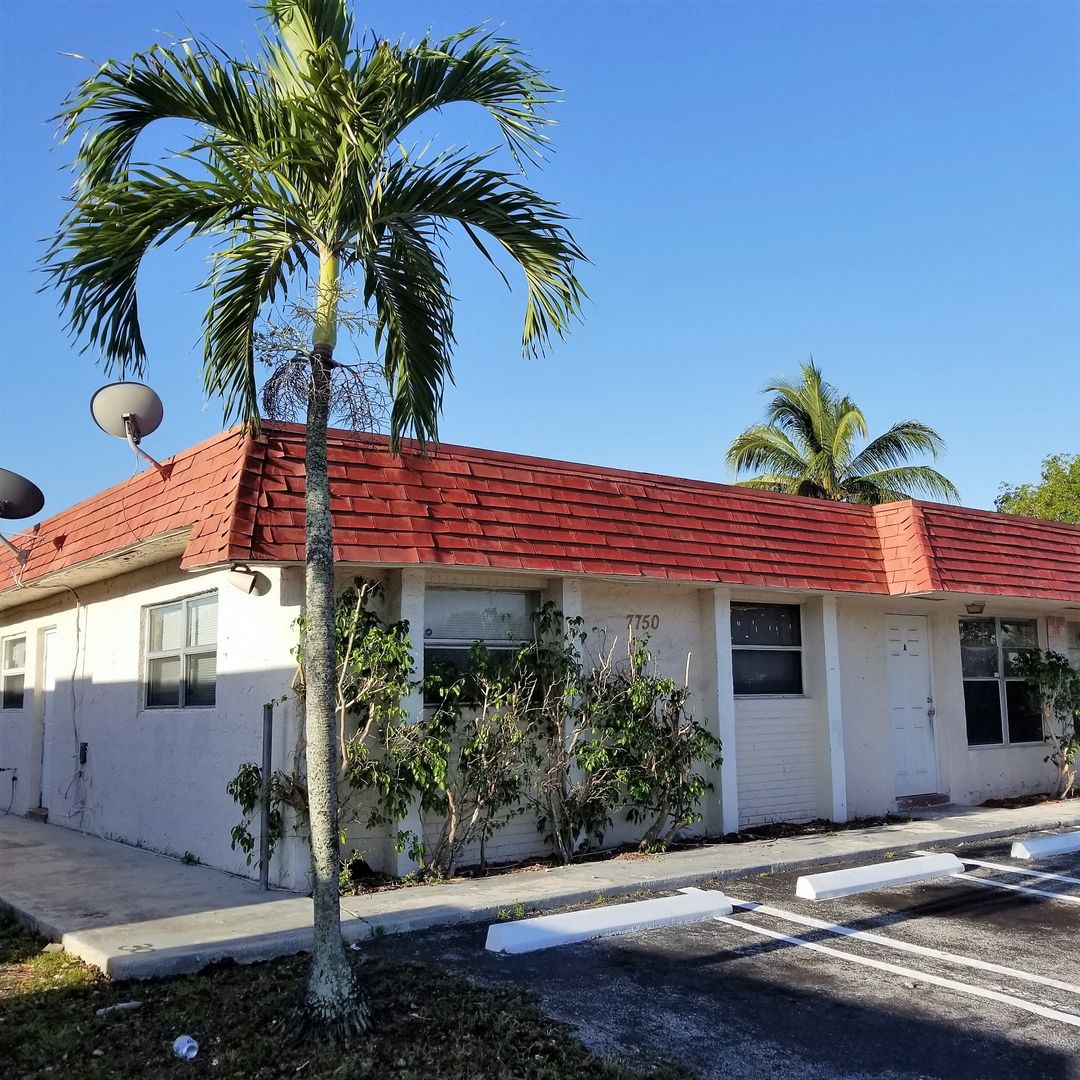 North Lauderdale Apartment: 7750 Sw 10Th Court