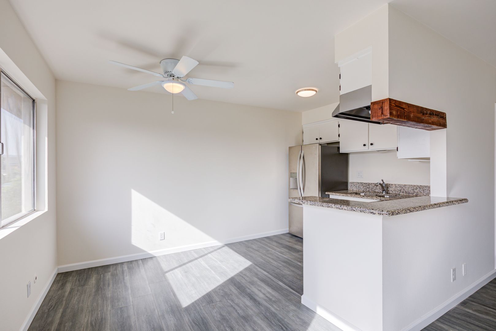 Harbor City Apartment: 25633 President Avenue